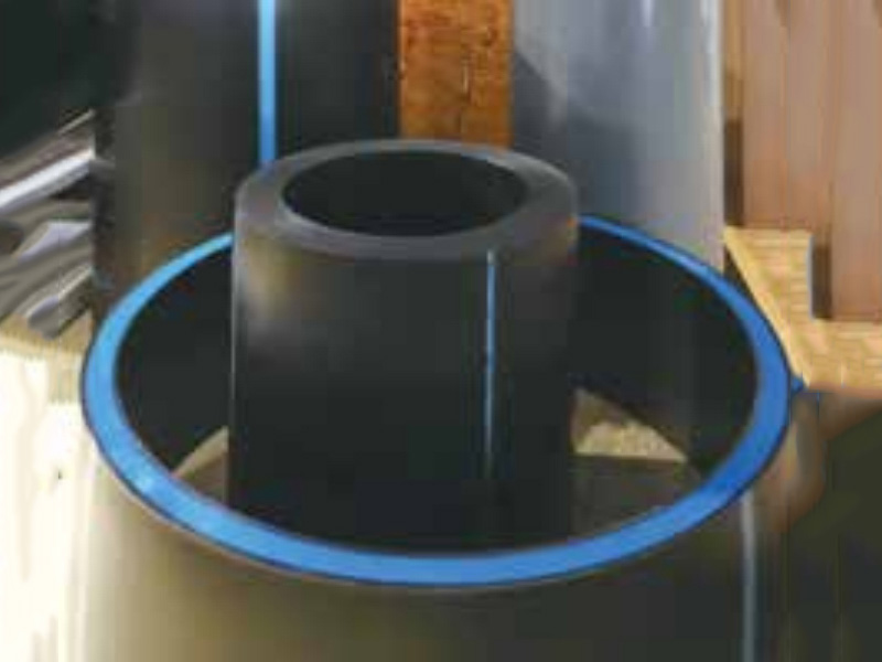 Machine de coextrusion de tubes à paroi solide en PEHD JWELL