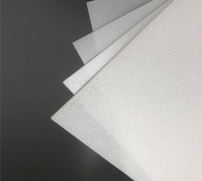 Machine d'extrusion de panneaux décoratifs en acrylique Jwell
